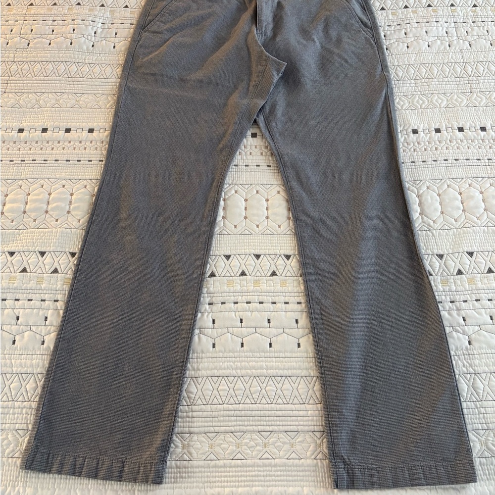 Express Gray Chinos Soft Cotton Blend (31x30)